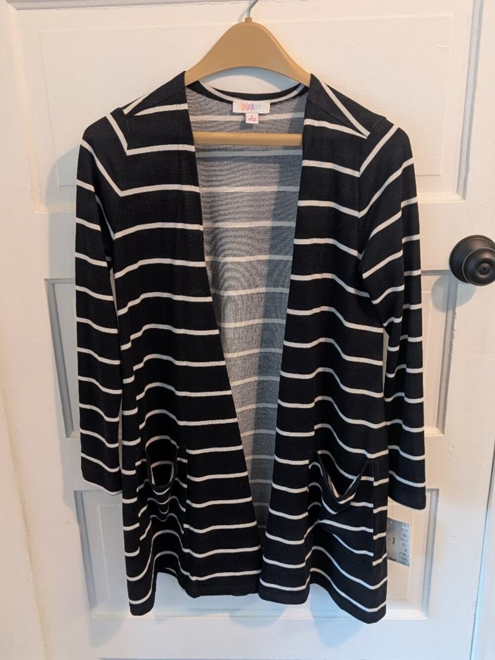 NWT LuLaRoe Caroline Cardigan Size Small Black & White Stripped Women's